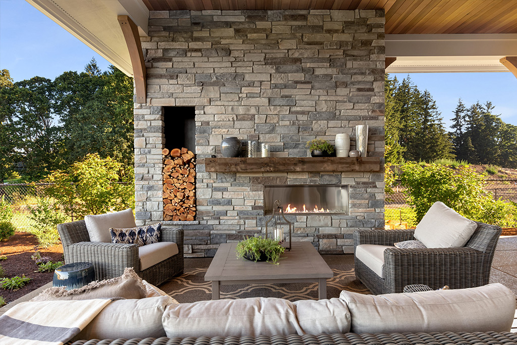 outdoor living area fireplace
