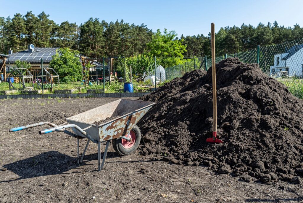 Compost-and-Topsoil