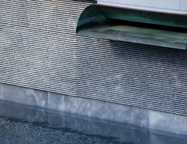 A picture of Marmiro Stones pool tile veneer stone
